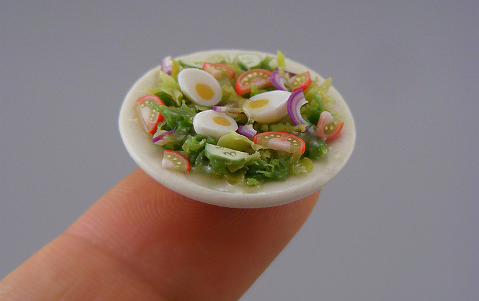 Awesome-Tiny-Sculptures-of-Handmade-Delicious-Food-Cake-by-Shay-Aaron-5.png