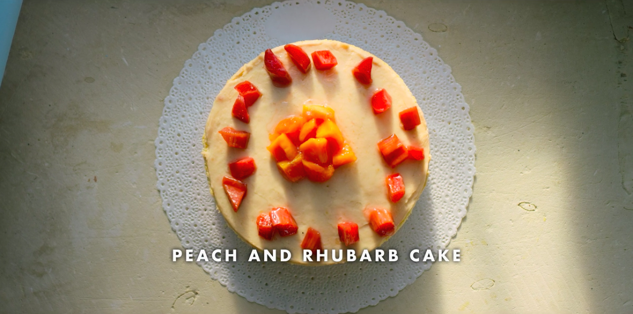 복숭아와 루바 케이크.png