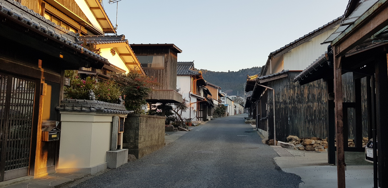 10일(깔끔한 거리).png