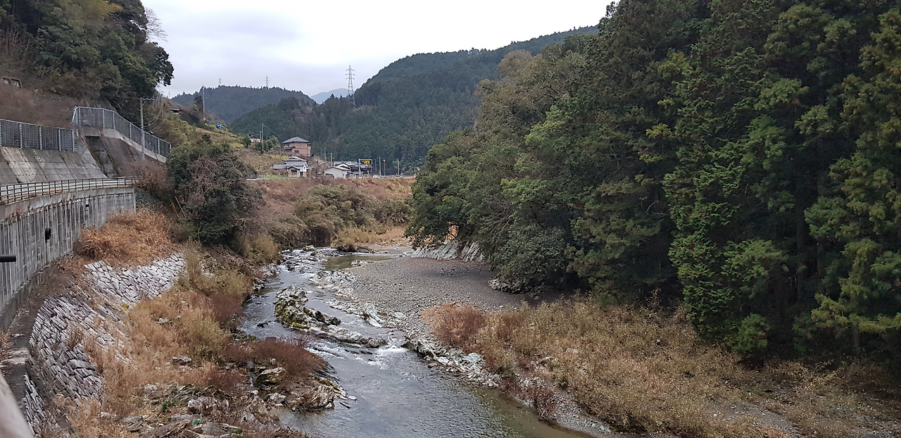 9일(오다 천변길).png