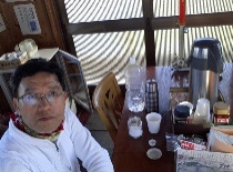 4일째(13번 휴게소 내부).png