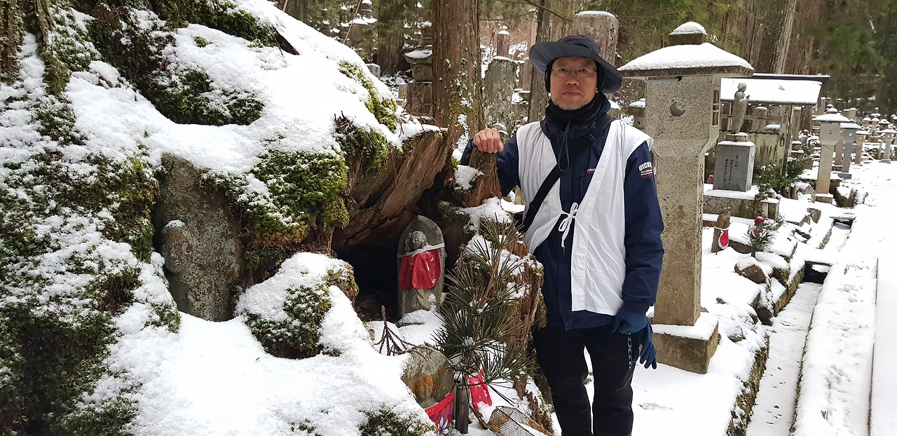 21일(오쿠노인 경내5).png