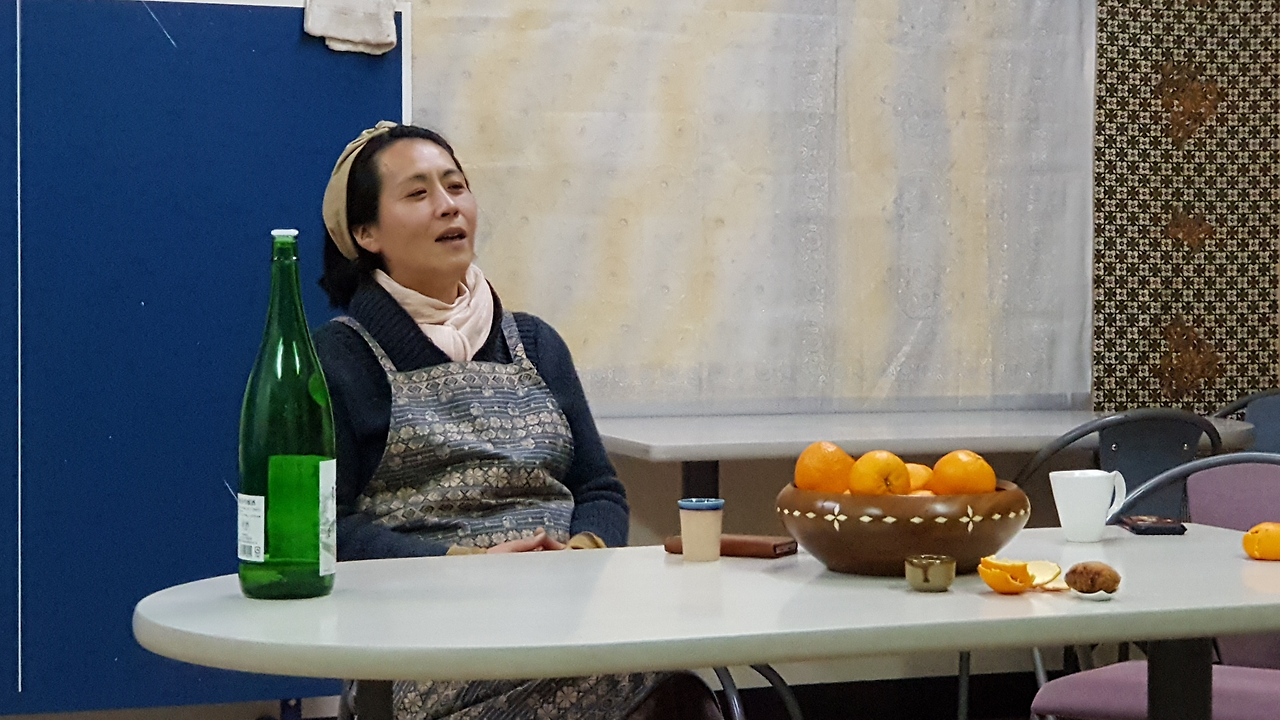 10일(유스호스텔 여주인 생일잔치1).png