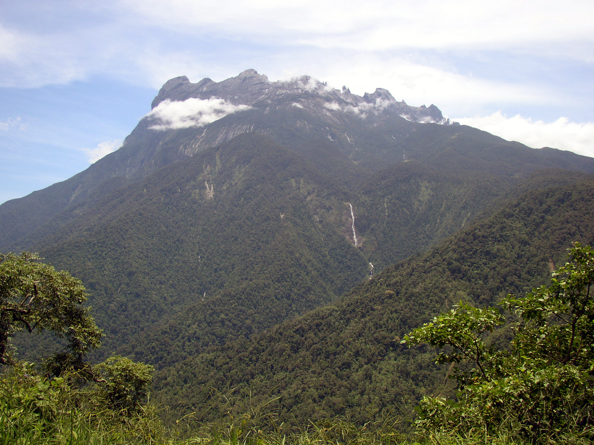 Mount_kinabalu_01.png
