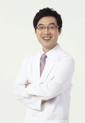 김동열원장 진.png