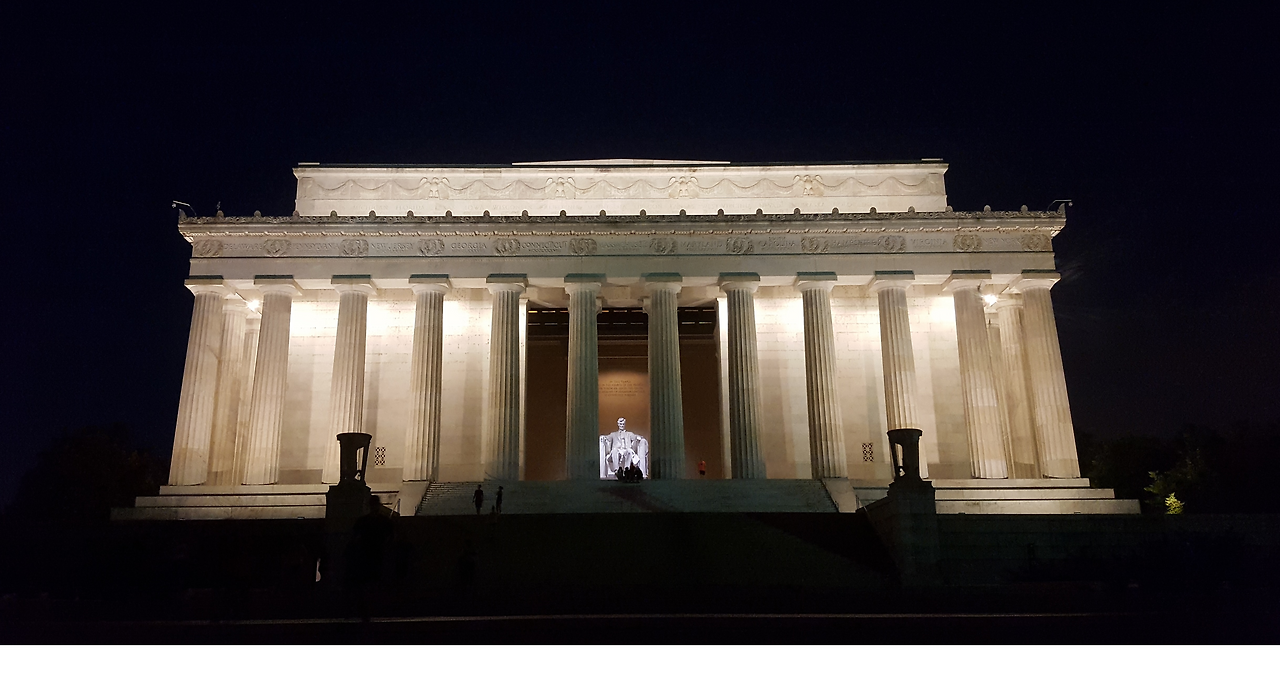 1 기념관 야경 p.png