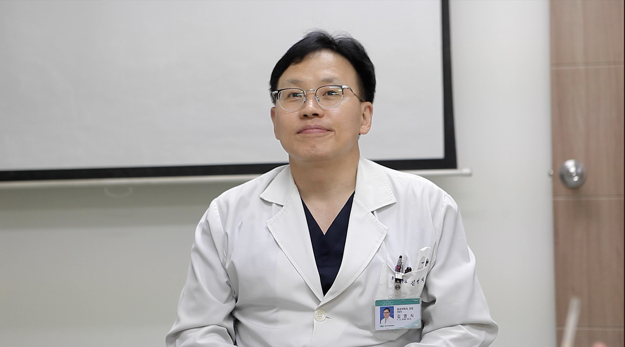 김영식 선생님1.png