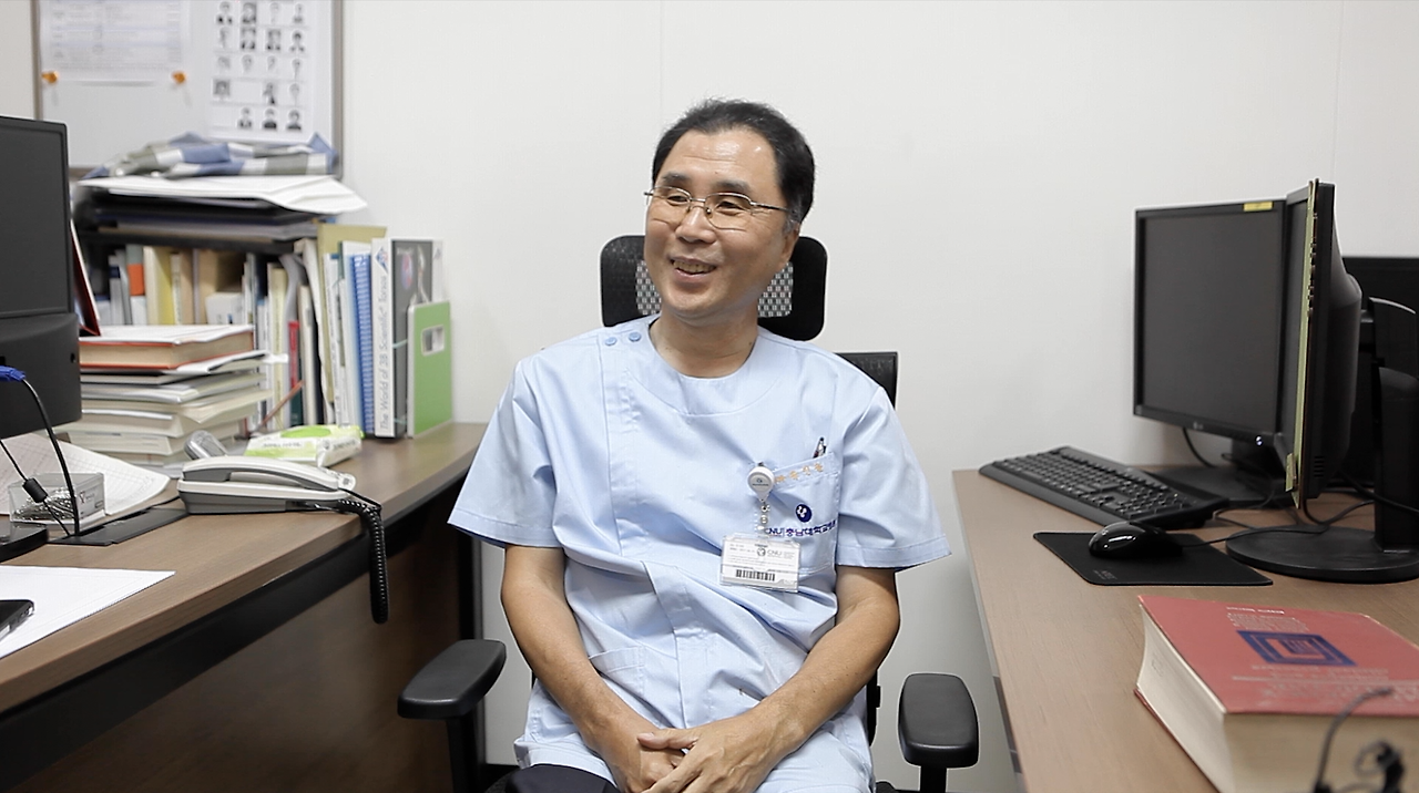 유인술 선생님3.png