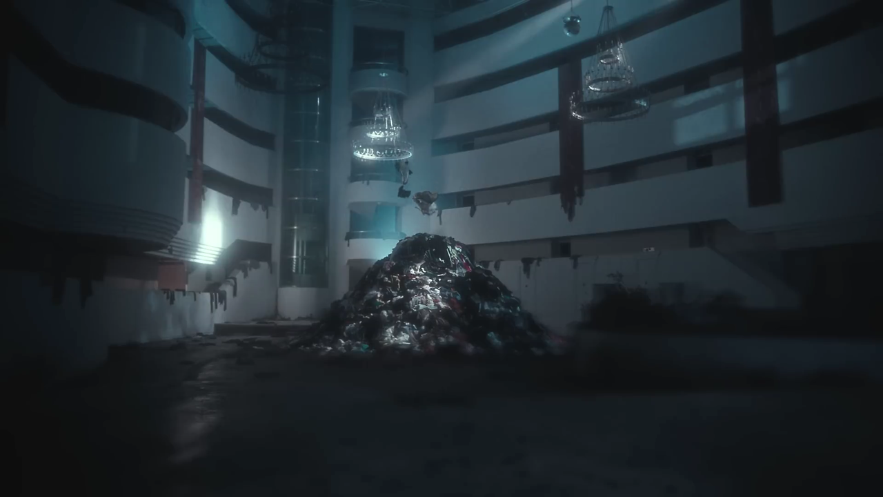 SnapSave.io-IU 'Love wins all' MV-(1080p).mp4_000301217.png