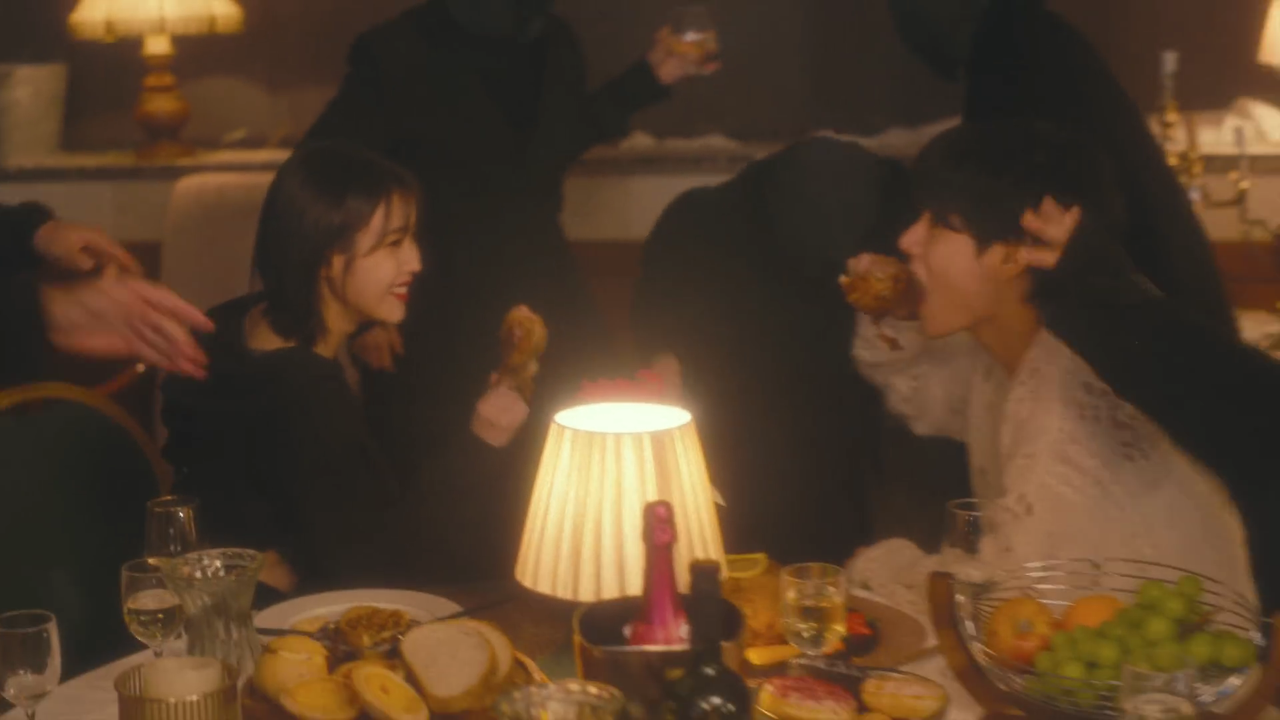 SnapSave.io-IU 'Love wins all' MV-(1080p).mp4_000145979.png