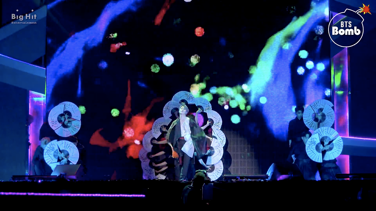 idolbts.mp4 - 01.11.538.png