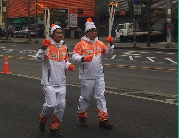 스크린샷 2018-03-12 오후 9.43.56.png