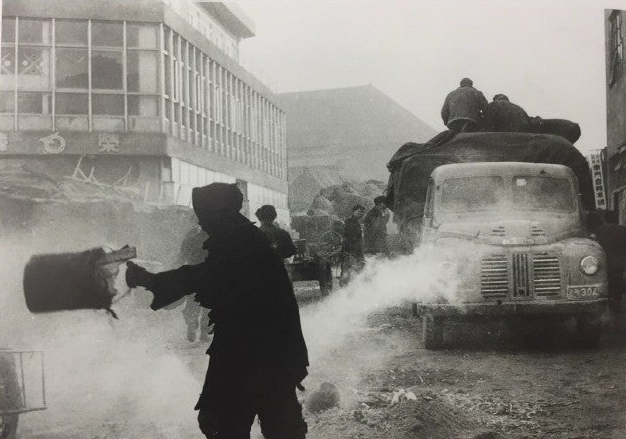 시장의 아침-이형록.png