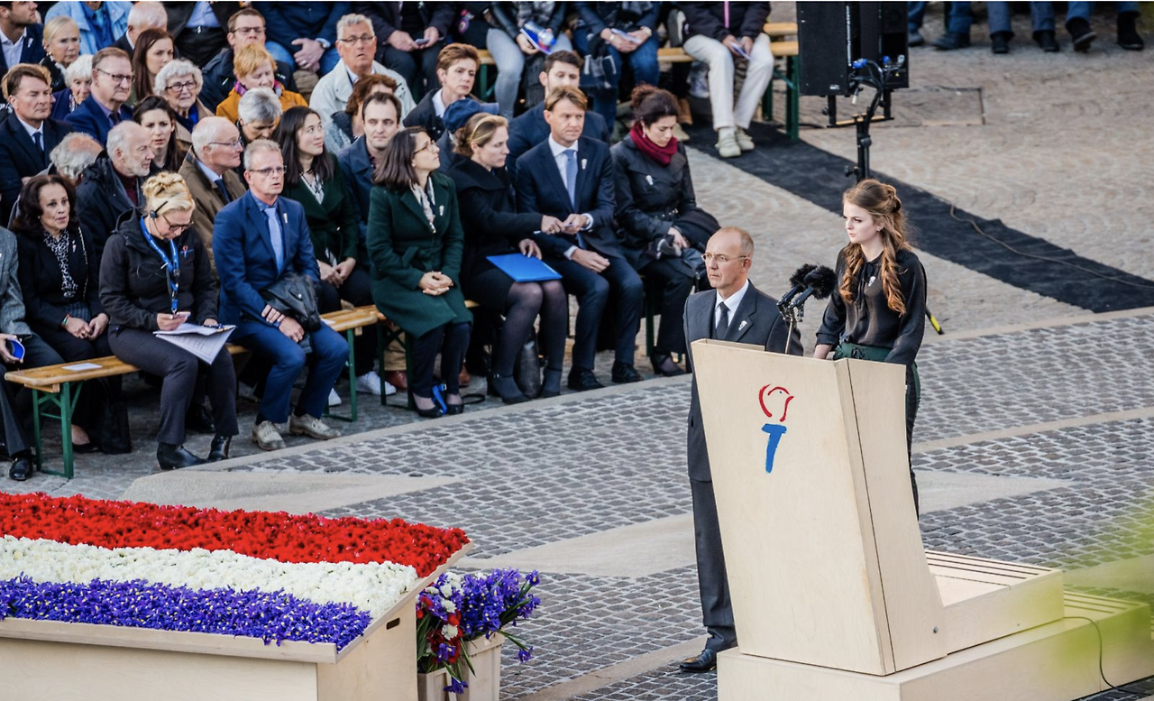 스크린샷 2018-05-18 오후 2.01.29.png