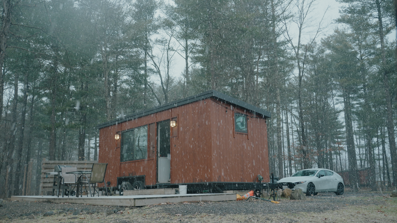 Video Draft_02 .00_02_37_23.Still007.png