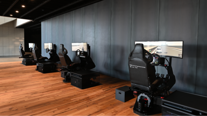 HMG_Experience Center_05.png