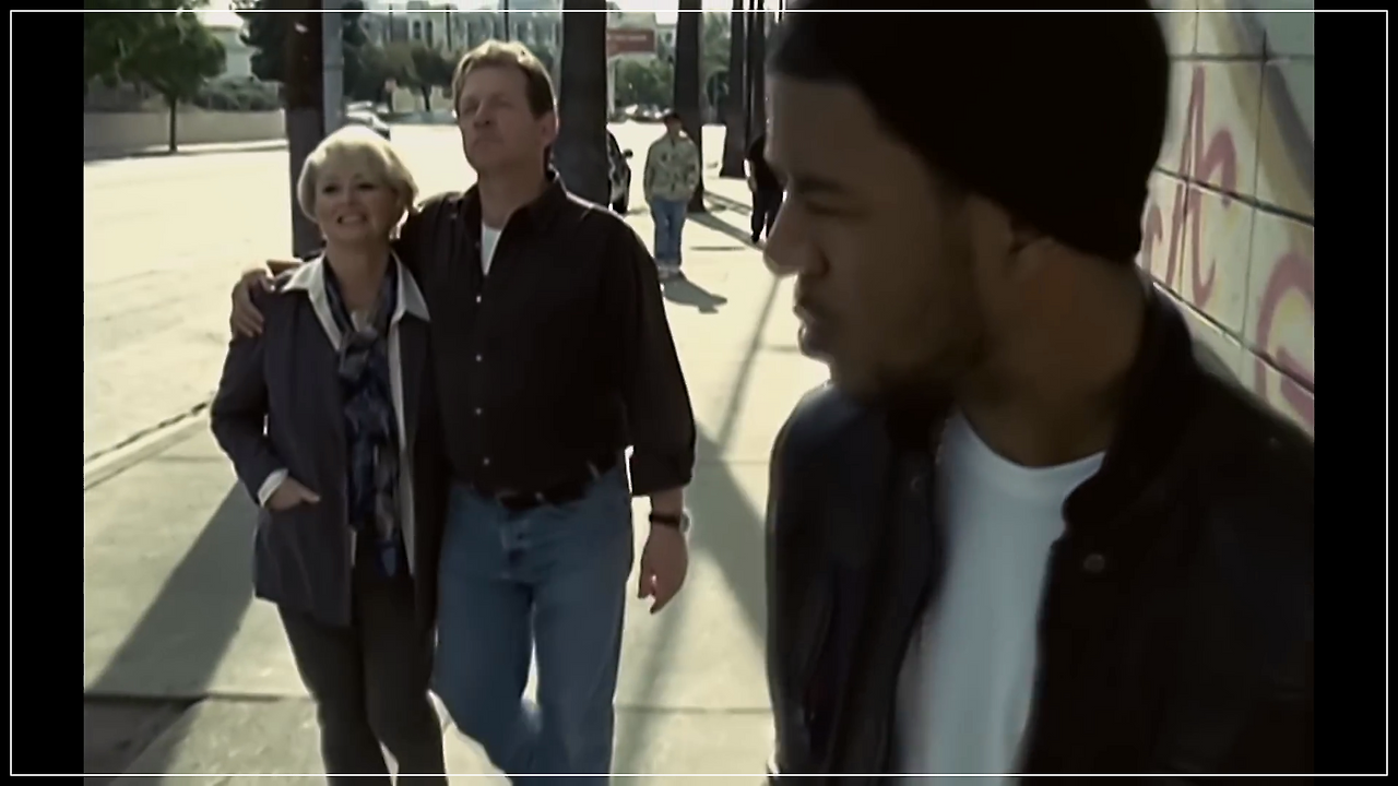 Kid Cudi - Day 'N' Nite.mp4_20251128_112002.012.png