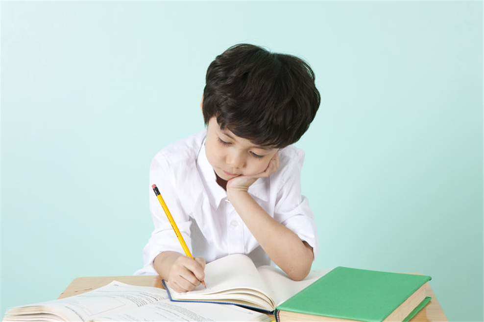 3 글쓰기 아이.png