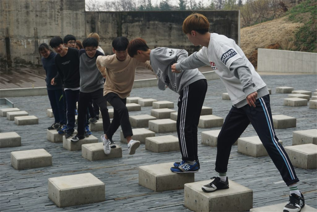 2 파쿠르 수업(오디세이 하자).png