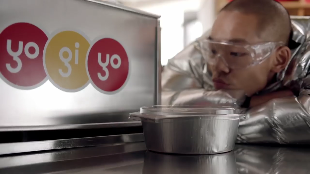 [요기요] 부대찌개의 우주 배달 스토리 feat. 울프 슈뢰더 (풀버전).avi_000104300.png