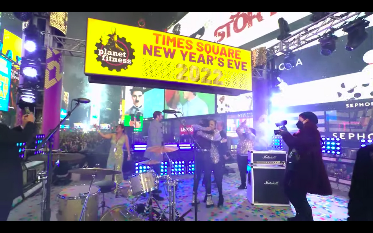 Screen Shot 2022-01-01 at 12.04.36 AM.png