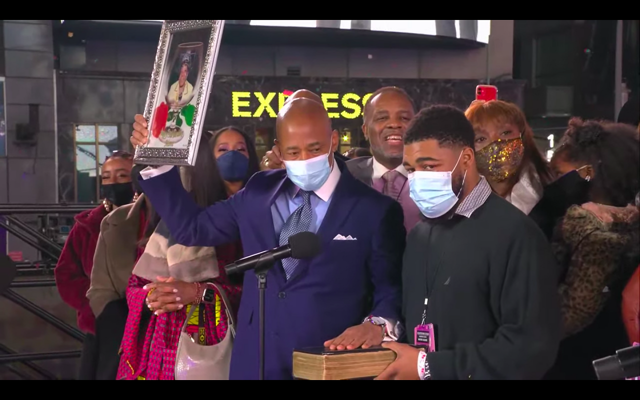 Screen Shot 2022-01-01 at 12.07.17 AM.png