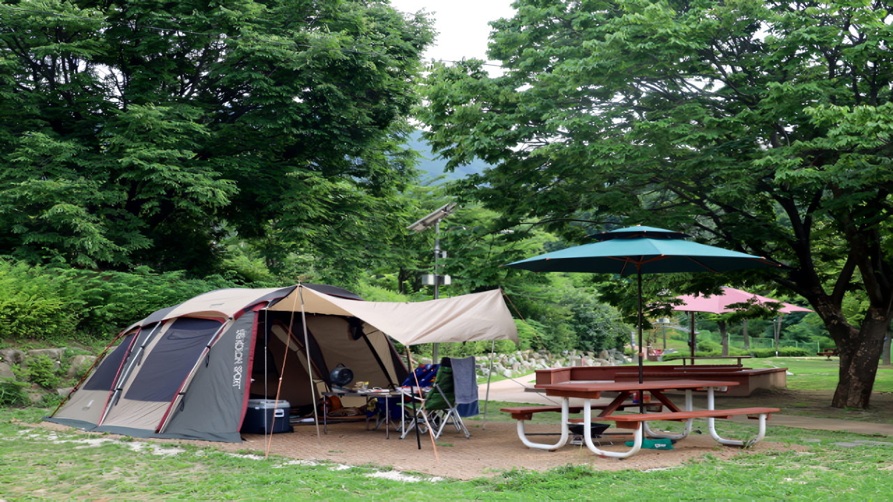 8. 국토정중앙천문대캠핑장 (출처 한국관광공사)png.png