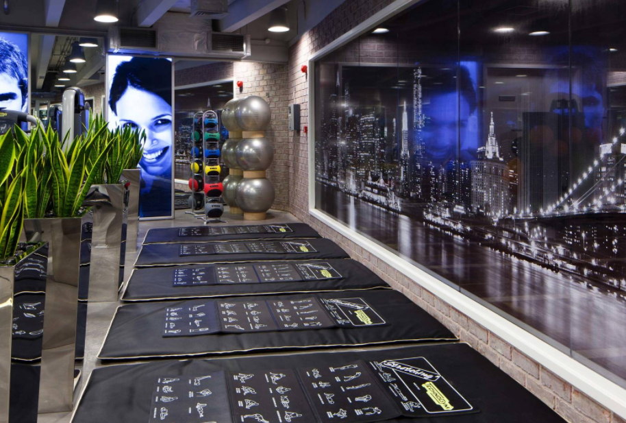 야나트립_두바이호텔추천_주메이라헬스장 (2).png