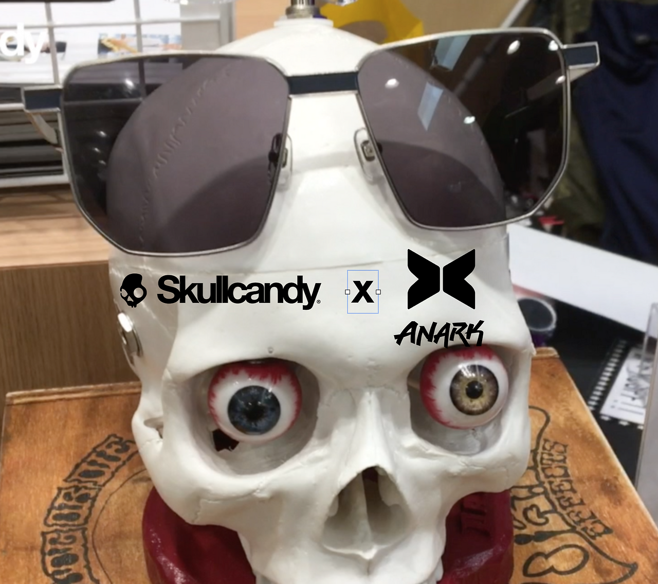 X ANARK X SKULLCANDY.png