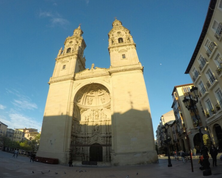 로그뇨스 대성당.png