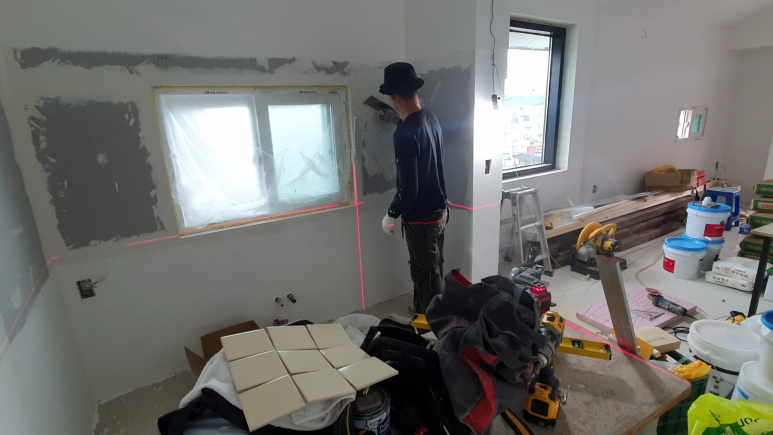 20210925_135134_주방_타일_벽면_시작.mp4_000730297.png