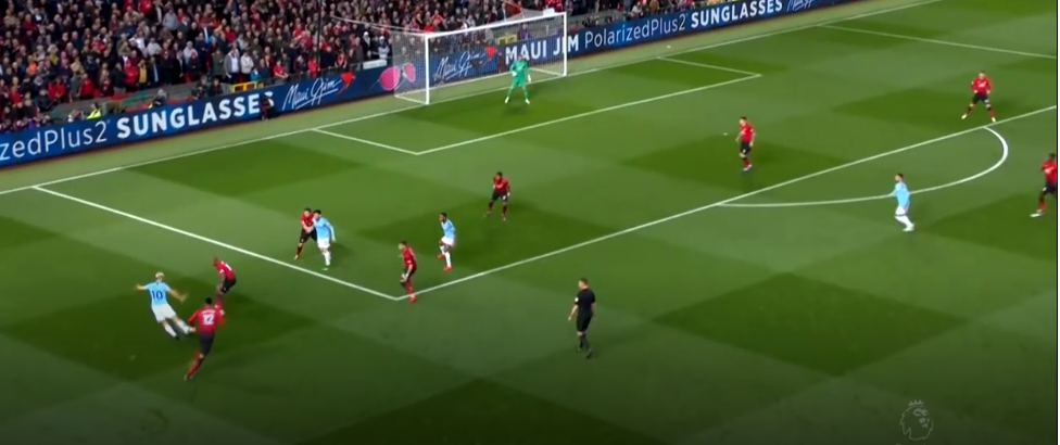 지나시즌 문제2- 맨시티전 끌려나온 스몰링 간격 없어짐.png