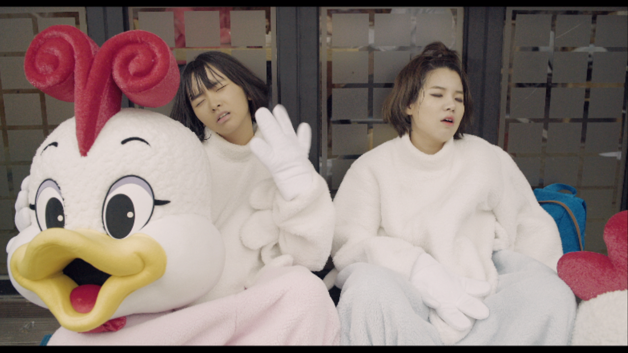 Chickens Can_t Fly_JO Su-yeon_HQ422_nosub 0000061584ms.png