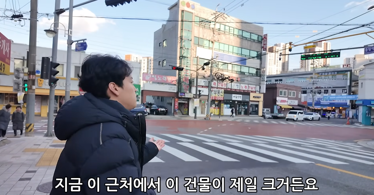 9천원짜리 백반을 팔던 27살, 그는 왜 건물을 샀을까