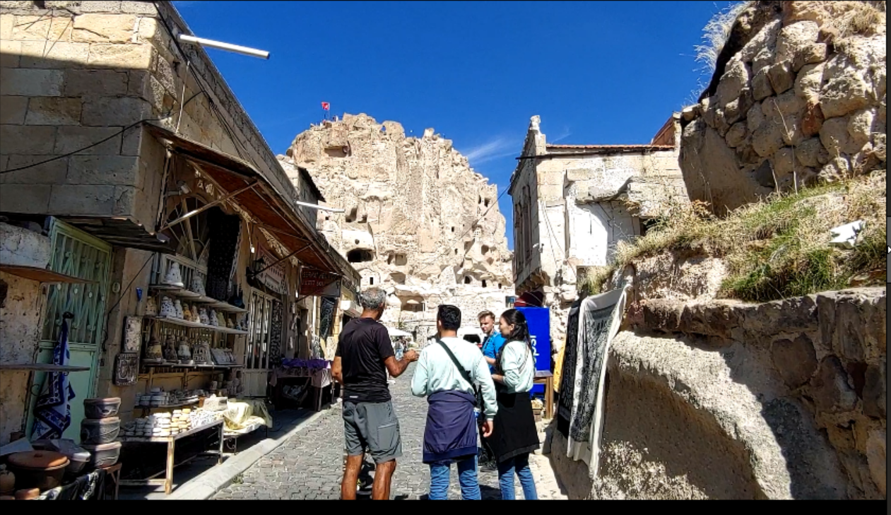 사막의 달 여행자-전체 사진-37986869529.png