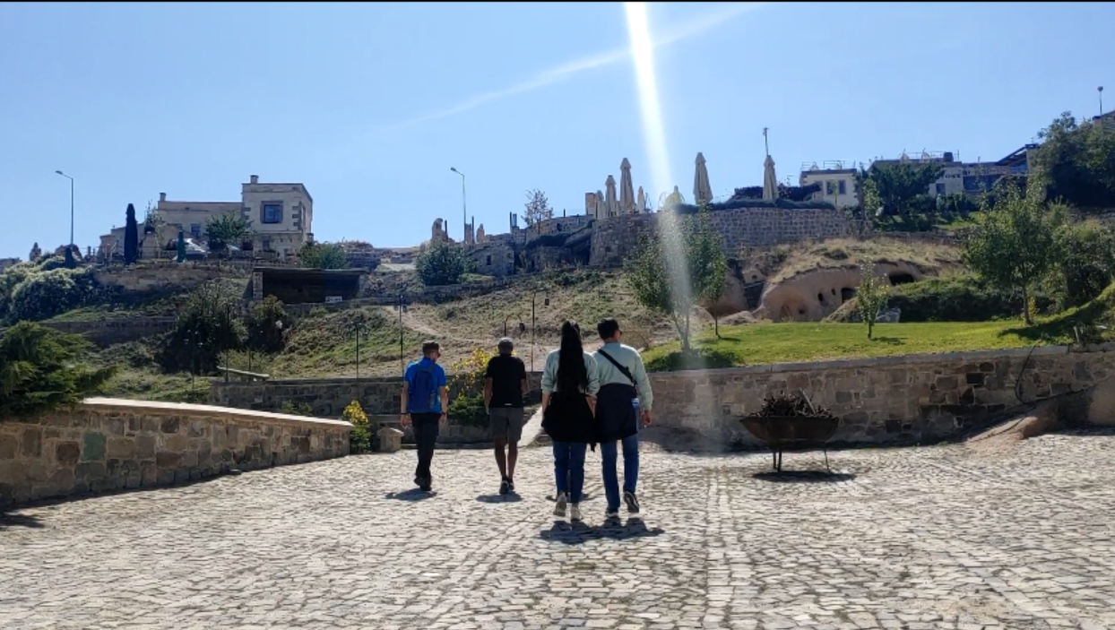 사막의 달 여행자-전체 사진-37986724757.png