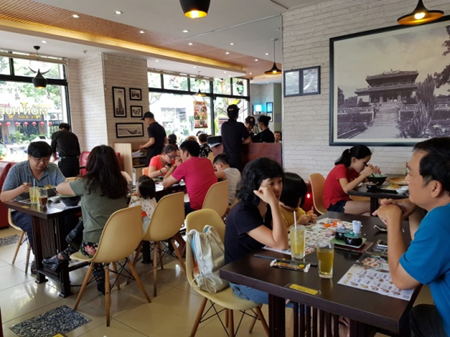 현지 패스트푸드.png