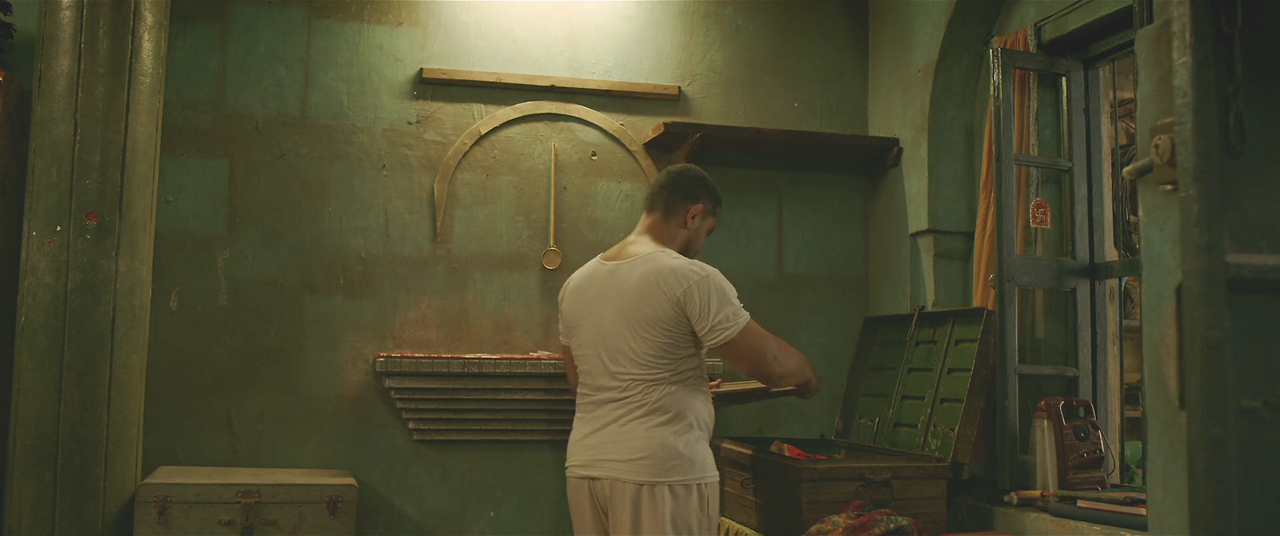 Dangal.2016.Hindi.1080p.BluRay.x264.AC3-LOKI-M2Tv.mkv_000871540.png