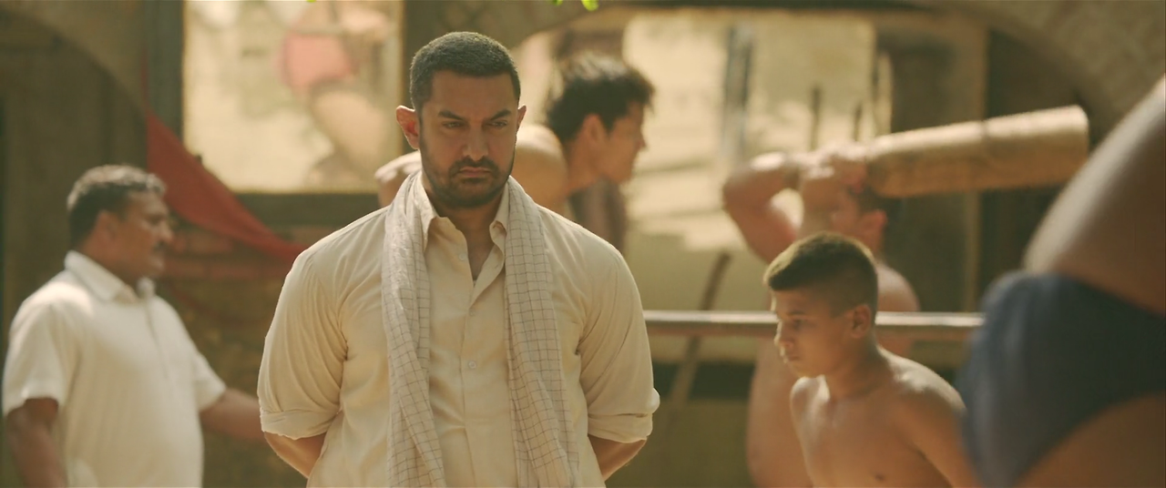 Dangal.2016.Hindi.1080p.BluRay.x264.AC3-LOKI-M2Tv.mkv_000840030.png