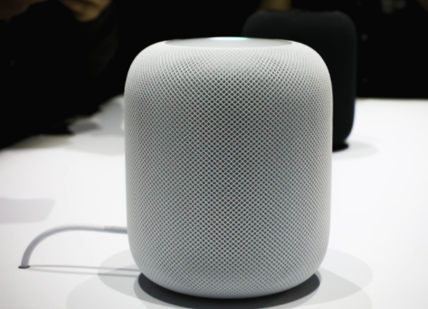 An_Apple_HomePod_speaker_.png