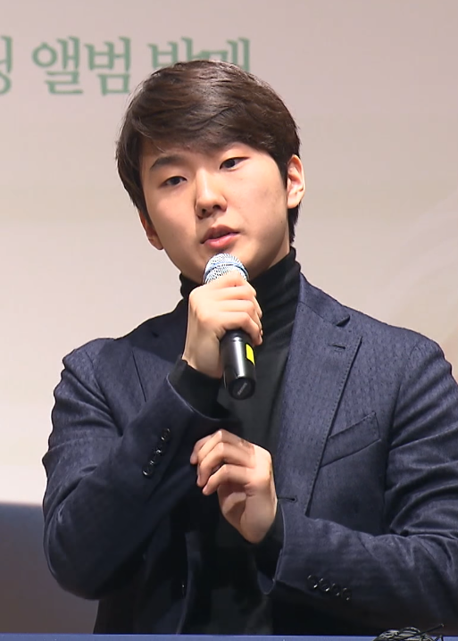 Seong-Jin_Cho_20161116_05.png