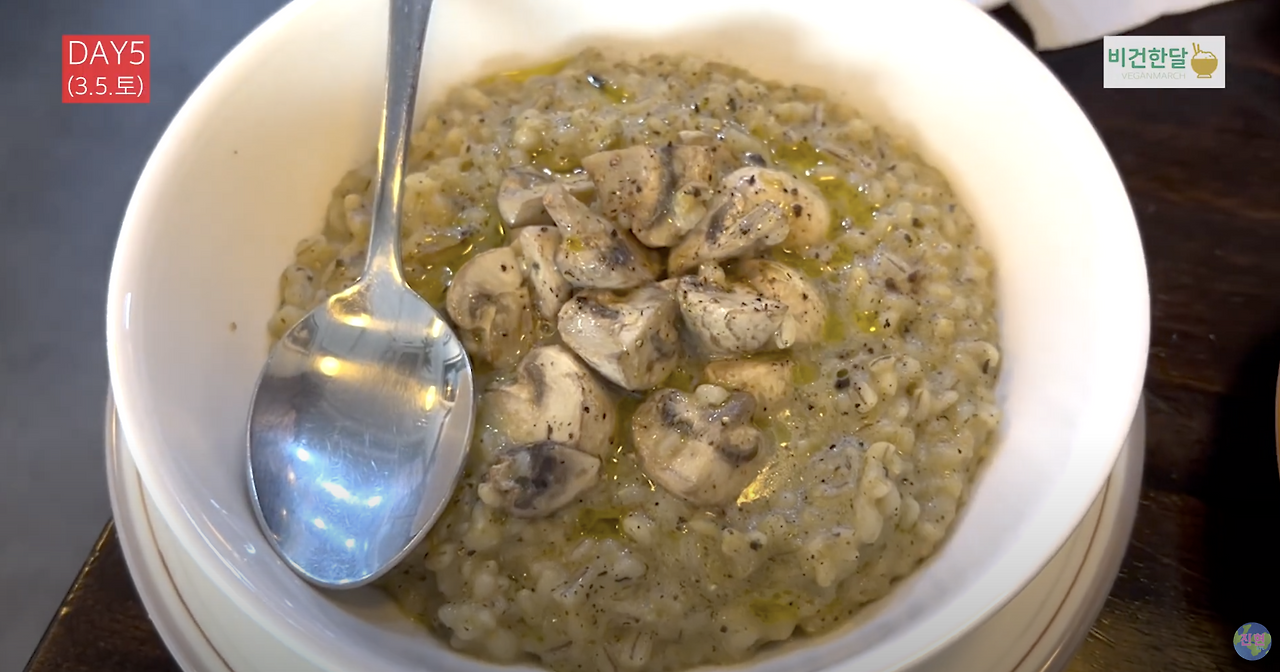 스크린샷 2022-03-07 오후 3.34.59.png