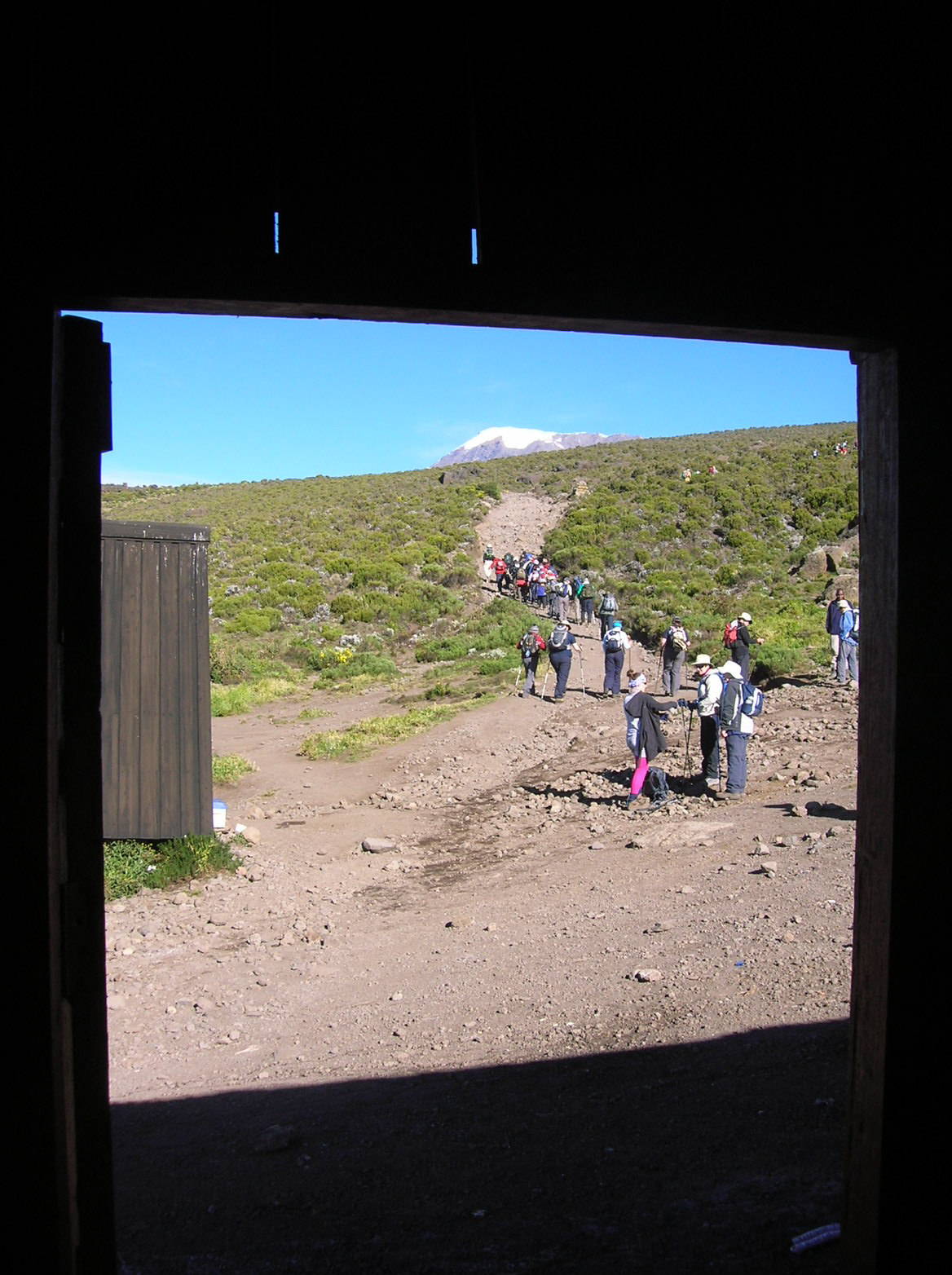 10_호롬보 산장을 출발해 마지막 키보 산장으로.png