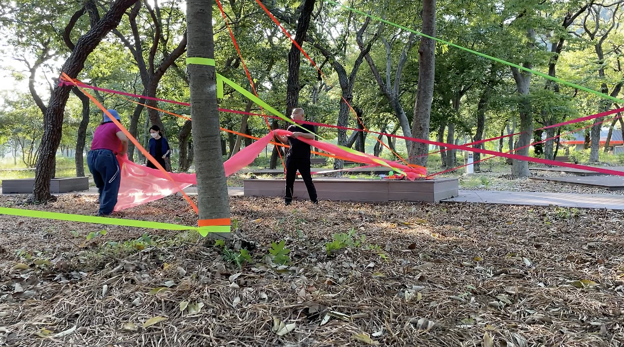 보호수 전시 준비 모습2.png