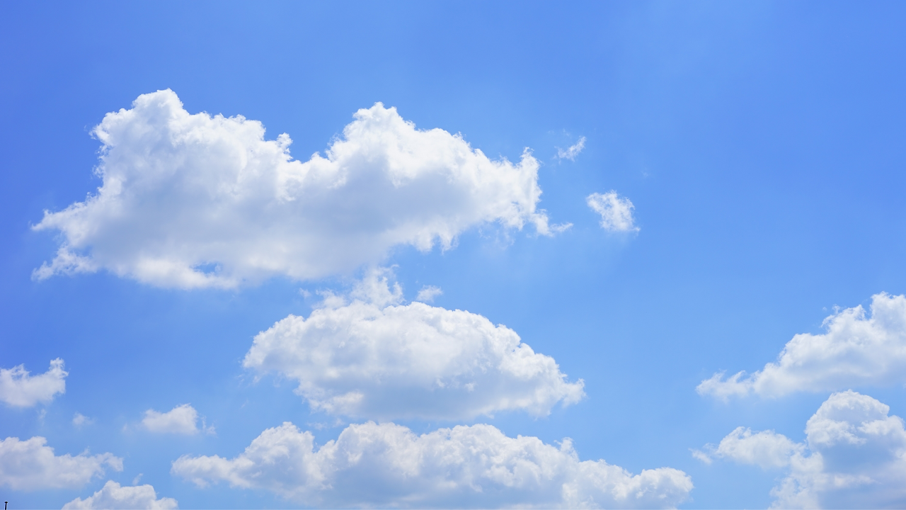 Blue White Simple Minimalist Elegant Blue Sky Backgoround Desktop Wallpaper.png