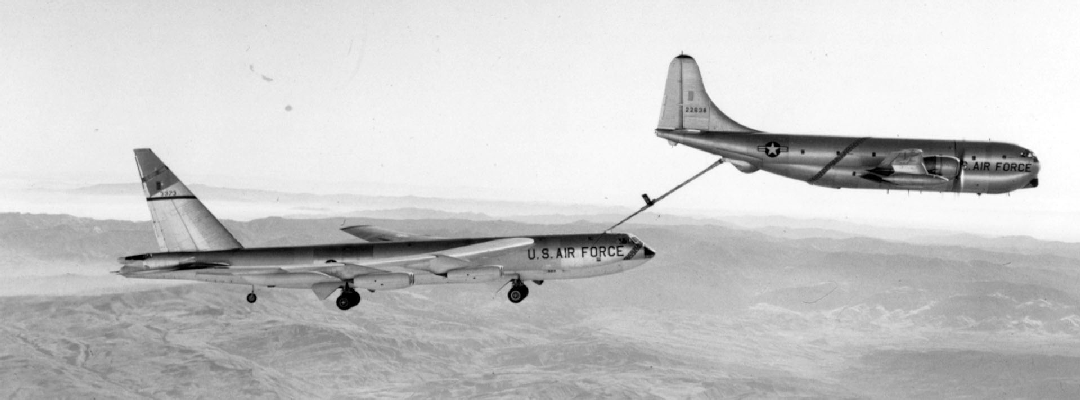 KC-97-refueling-B-52_(3973rd combat defense squadron).png