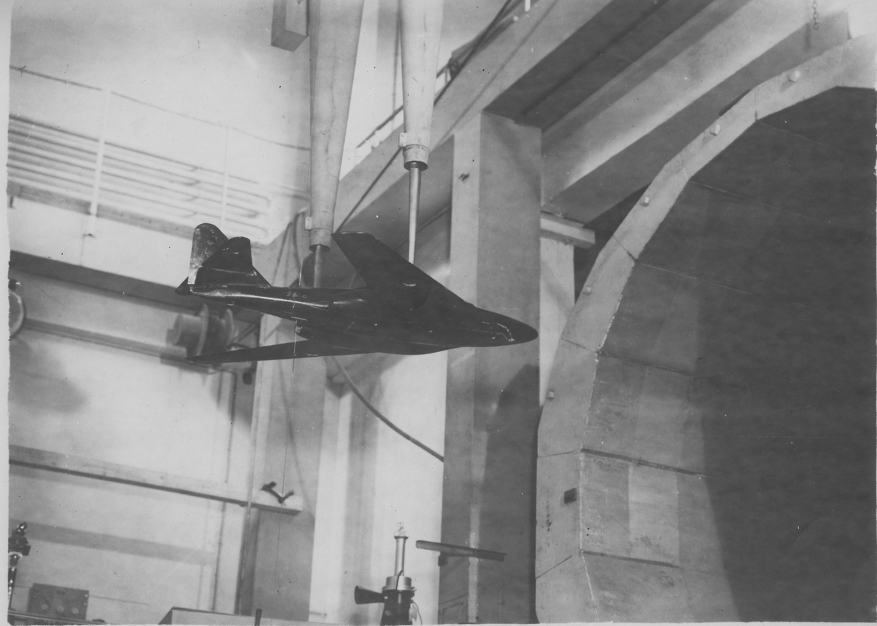 warthunderforum me262 sweptwing_radical.png