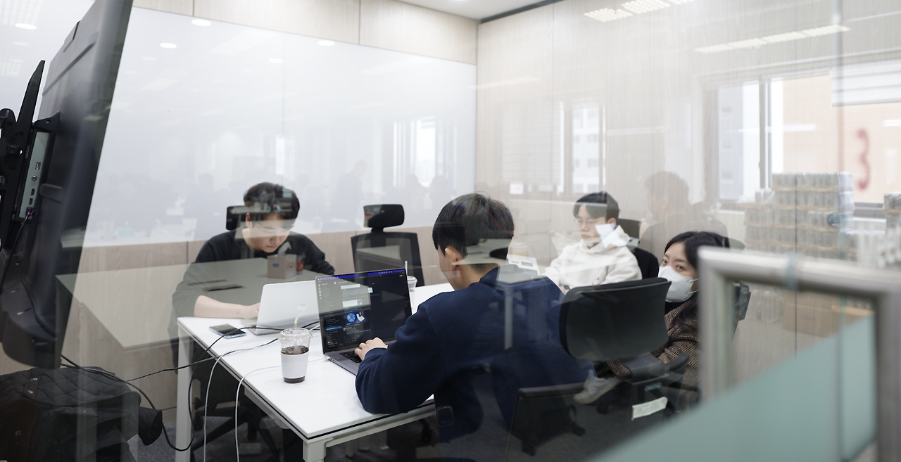 스크린샷 2023-03-20 오전 12.12.25.png