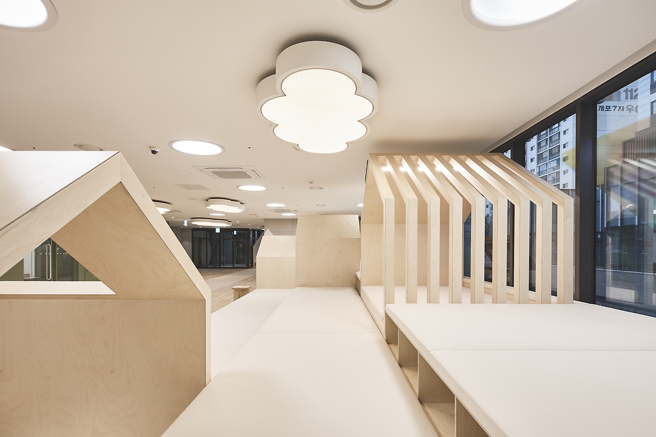 입체적 층층마루마을 공간(사진 이남선).png