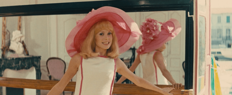 catherine-deneuve-the-young-girls-of-rochefort.png
